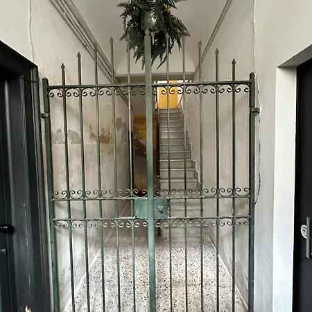 Dionigi Apartment *